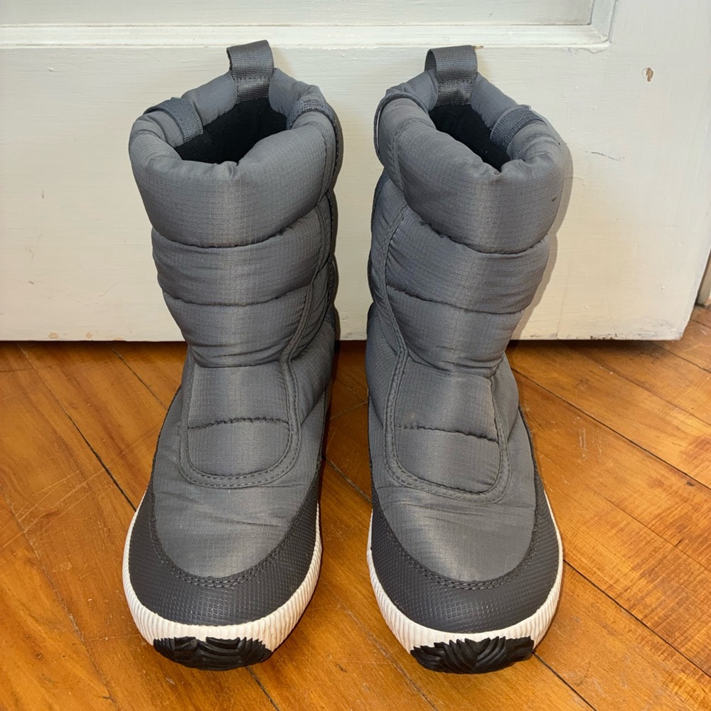 Sorel Women’s 10 Out 'N About Puffy Mid Boots Waterproof Quilted Gray